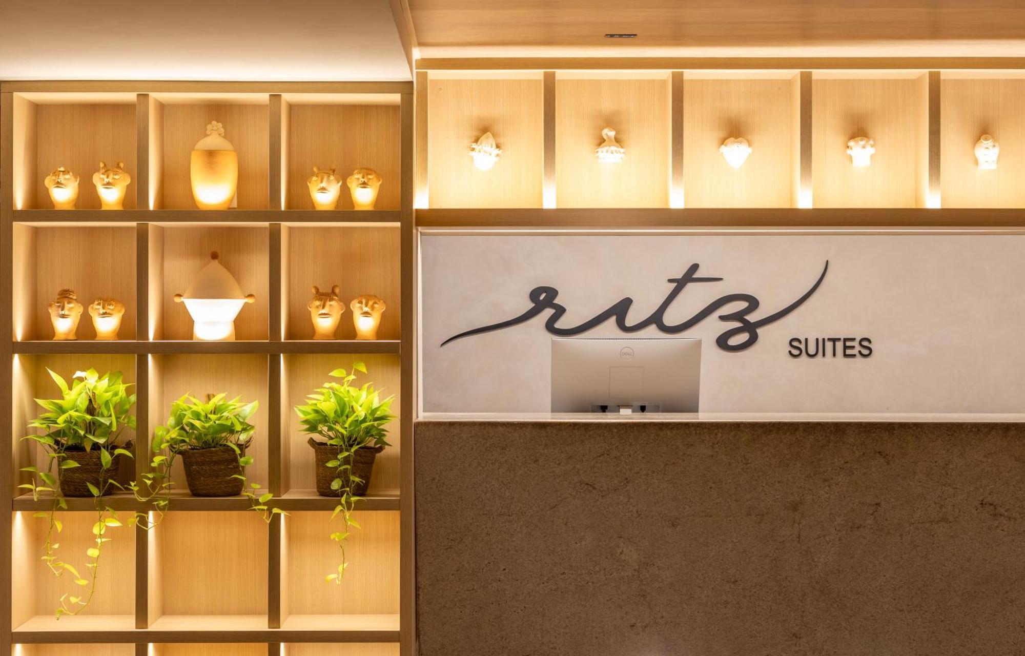 Ritz Suites Grand Hotel Boutique Масейо Экстерьер фото